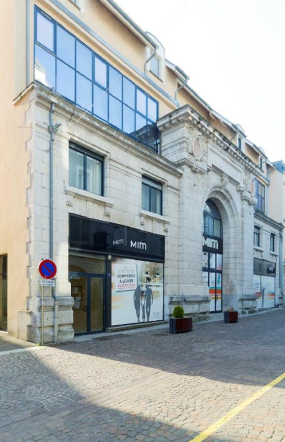 Le Contemporain Apartment Montbeliard Ngoại thất bức ảnh